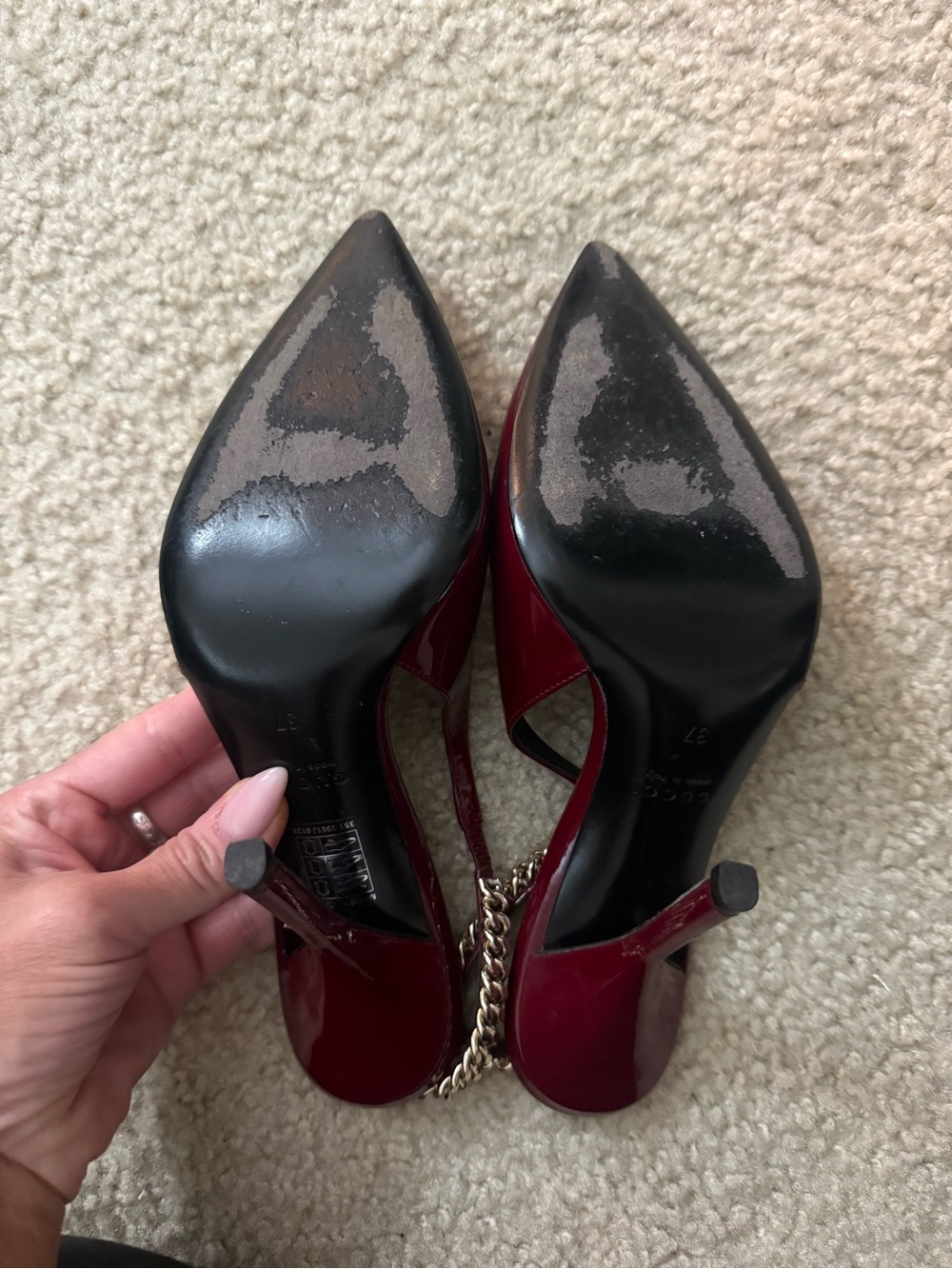 Gucci Burgundy Patent Slingback Pumps with Gold Chain Trim - Picture 2 of 5